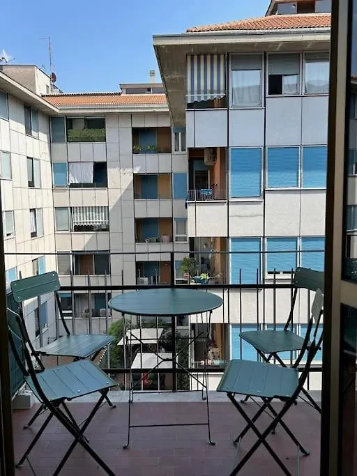ורונה Porta Vescovo Apartment Stylish Close To Downtown